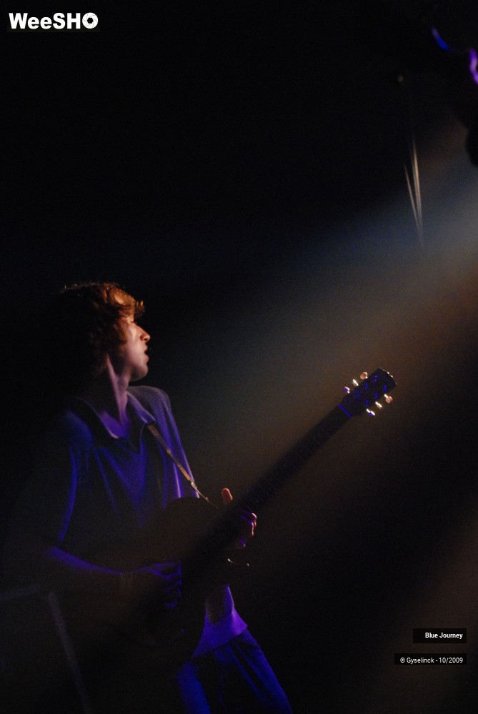 17/23 photos du spectacle Blue Journey