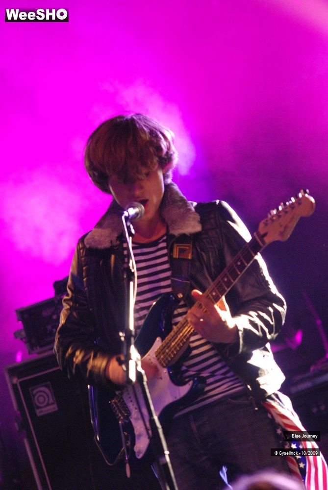 21/23 photos du spectacle Blue Journey