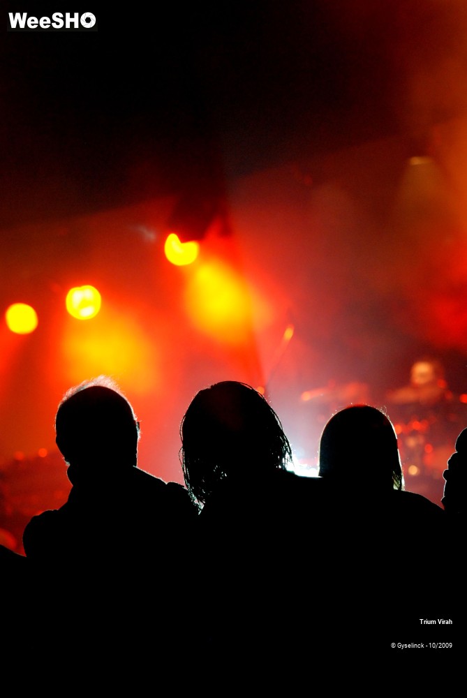 19/21 photos du spectacle Trium Virah