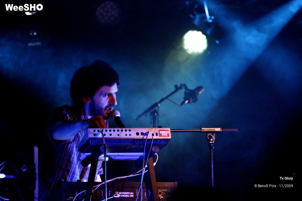 13/15 photos du spectacle TV Glory