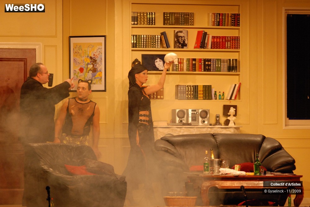 6/43 photos du spectacle Attache-moi au radiateur