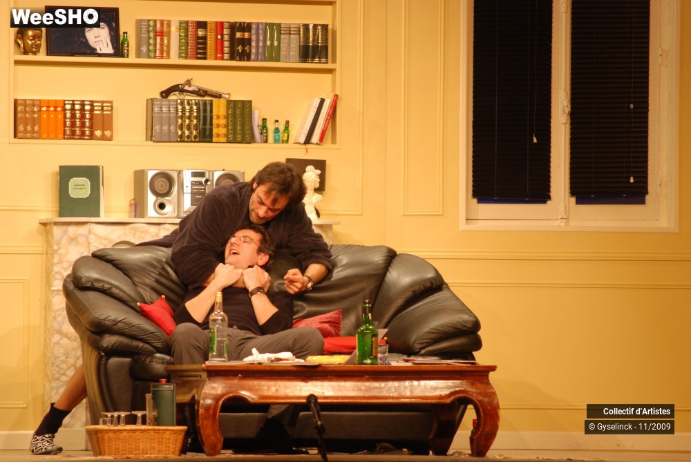 9/43 photos du spectacle Attache-moi au radiateur