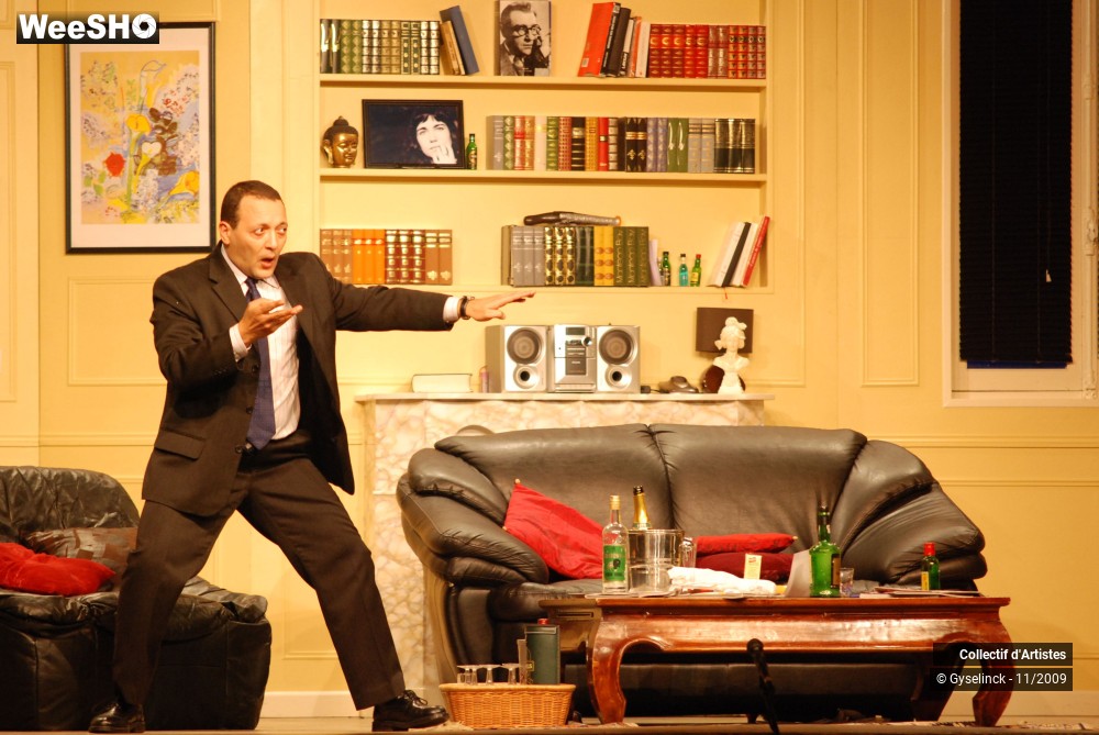 12/43 photos du spectacle Attache-moi au radiateur