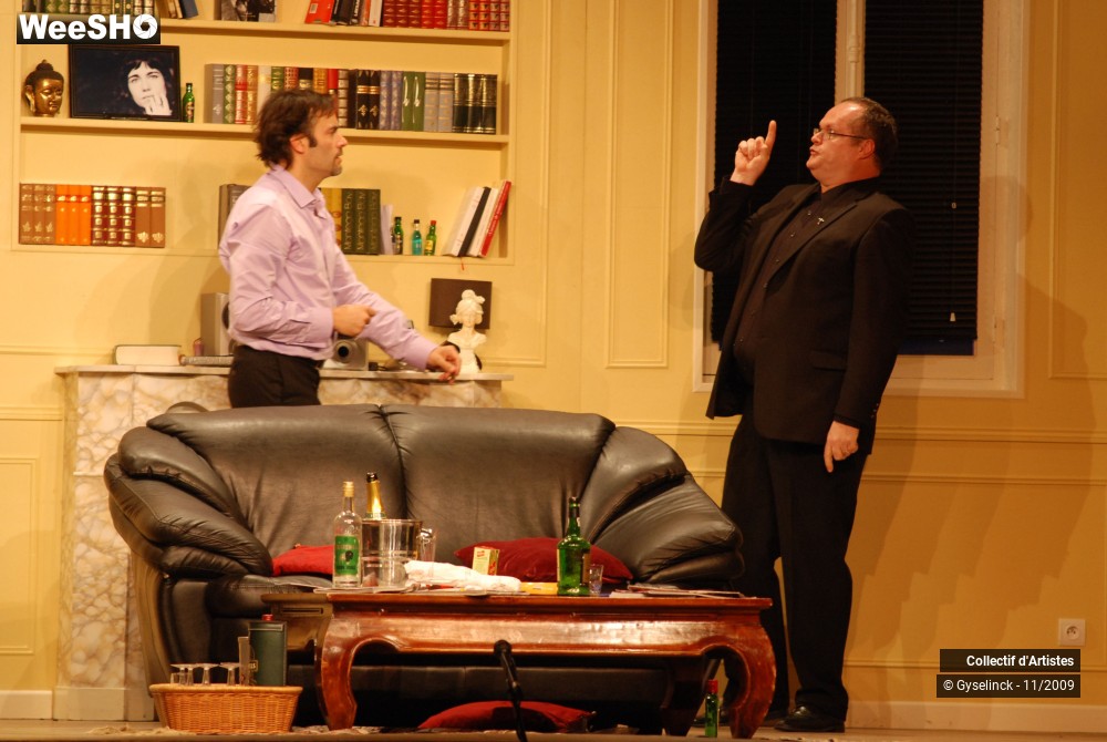 17/43 photos du spectacle Attache-moi au radiateur