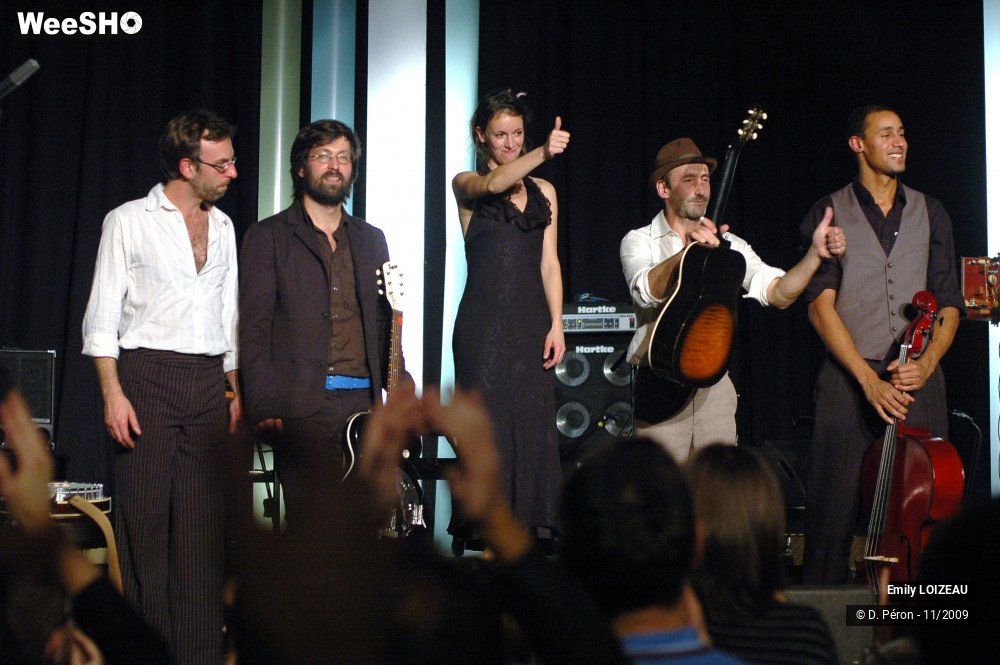 18/20 photos du spectacle Emily LOIZEAU