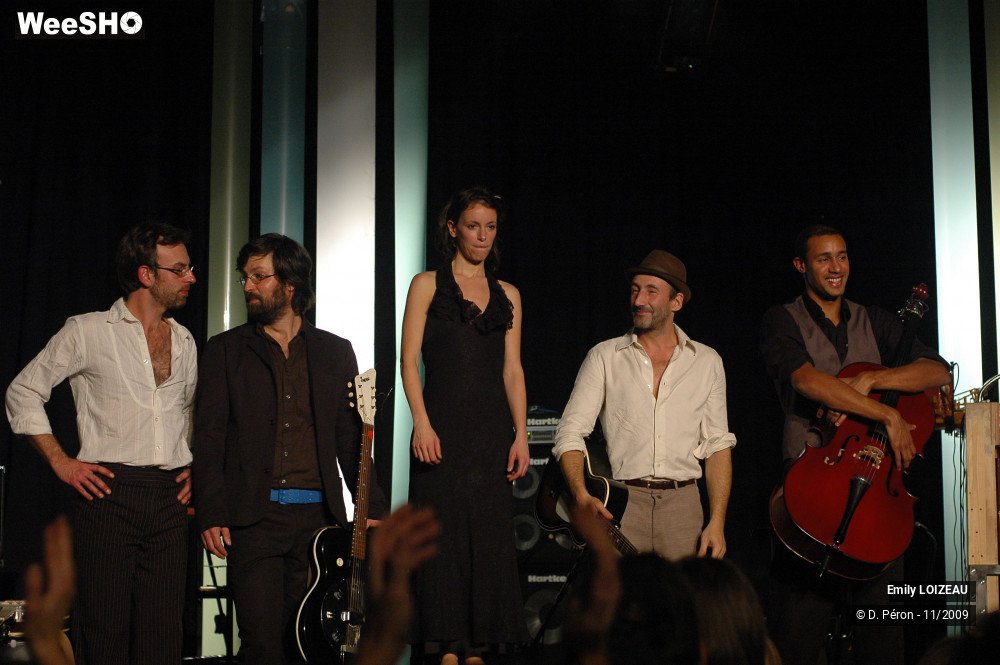 19/20 photos du spectacle Emily LOIZEAU