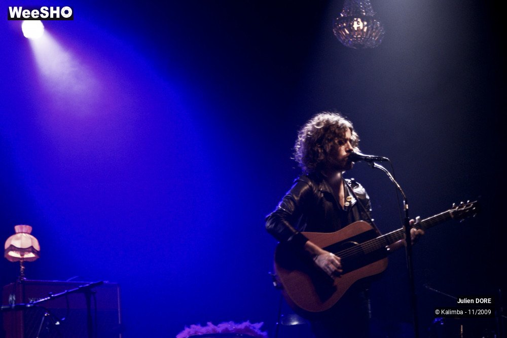 21/25 photos du spectacle Julien Doré & The Bash