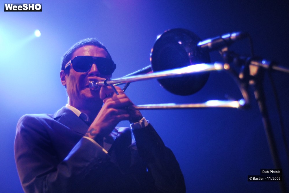 20/29 photos du spectacle Dub pistols
