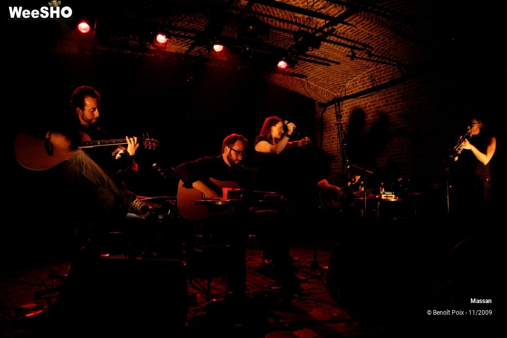 17/28 photos du spectacle Massan
