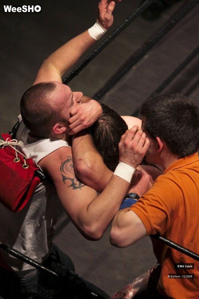 17/49 photos du spectacle ICWA Catch... Vu d'en Haut