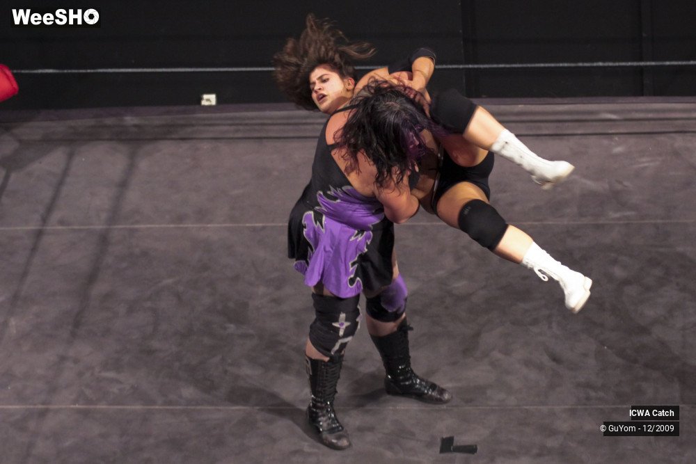 25/49 photos du spectacle ICWA Catch... Vu d'en Haut