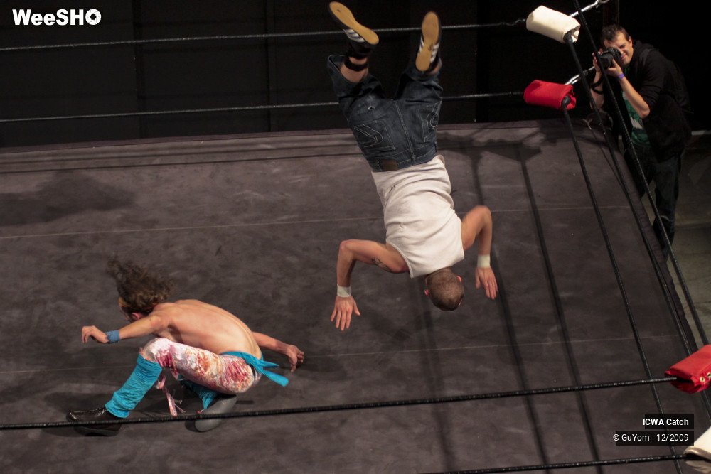 29/49 photos du spectacle ICWA Catch... Vu d'en Haut