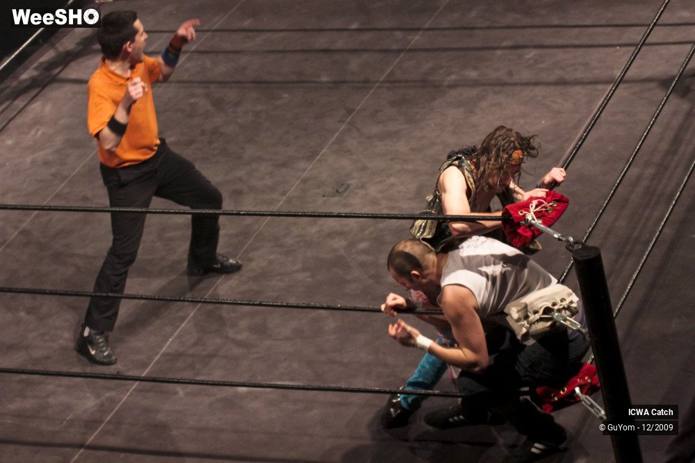 33/49 photos du spectacle ICWA Catch... Vu d'en Haut