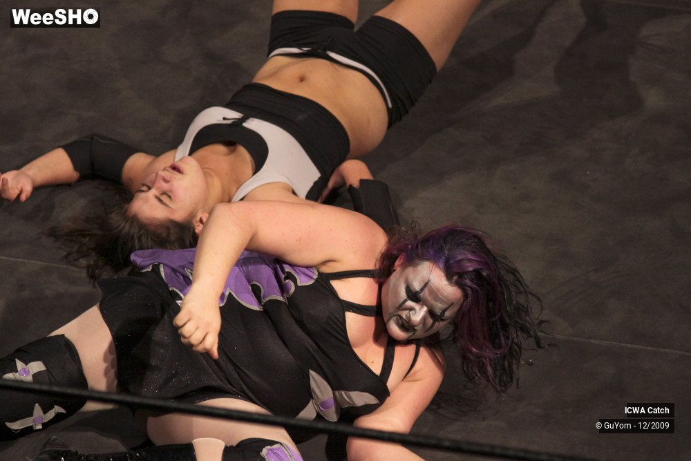 35/49 photos du spectacle ICWA Catch... Vu d'en Haut