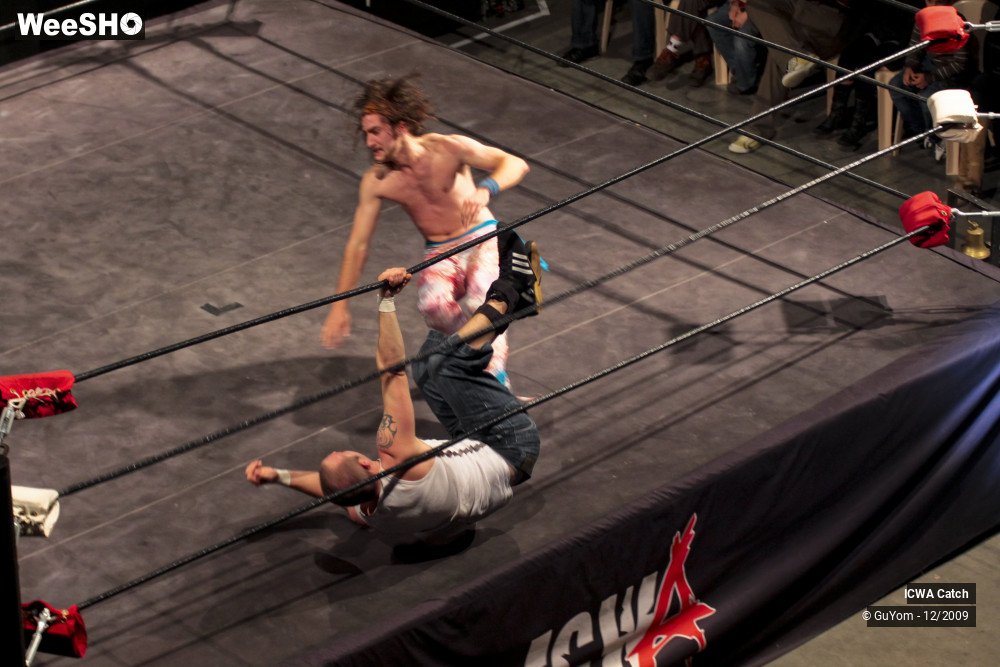 49/49 photos du spectacle ICWA Catch... Vu d'en Haut