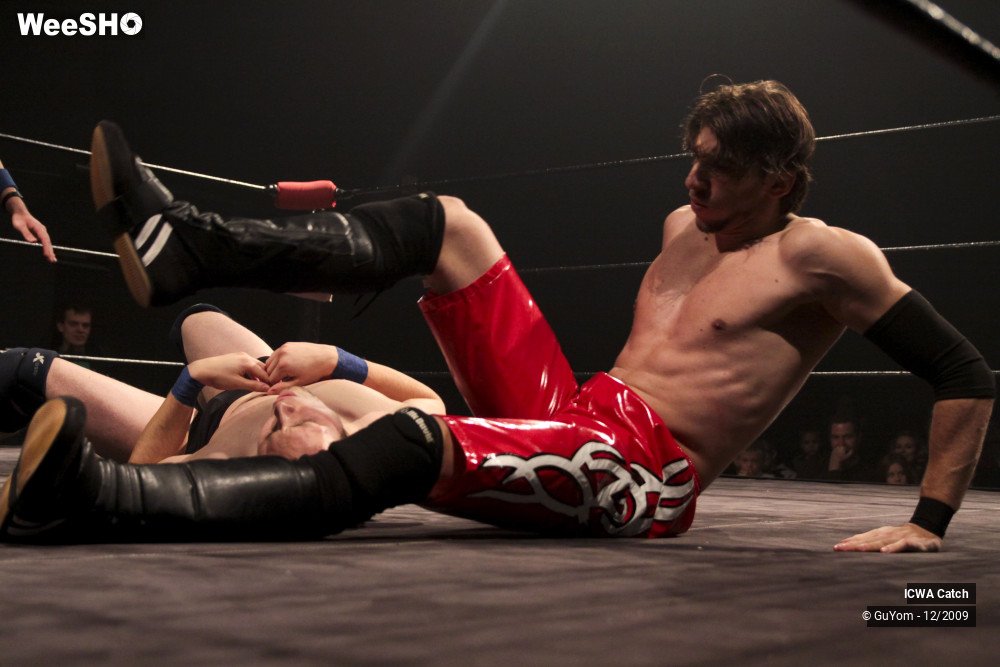 32/50 photos du spectacle ICWA Catch... Vu d'en Bas