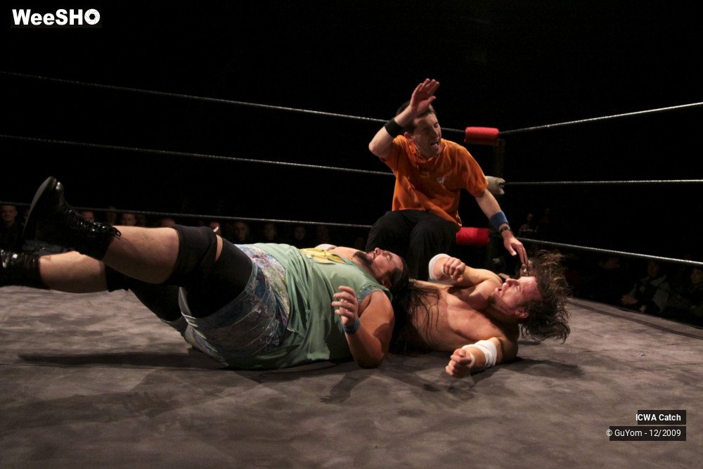 39/50 photos du spectacle ICWA Catch... Vu d'en Bas