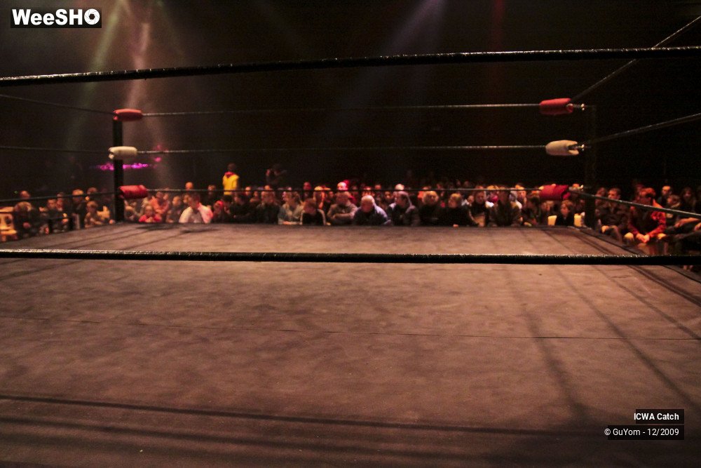 14/43 photos du spectacle ICWA Catch Ambiance