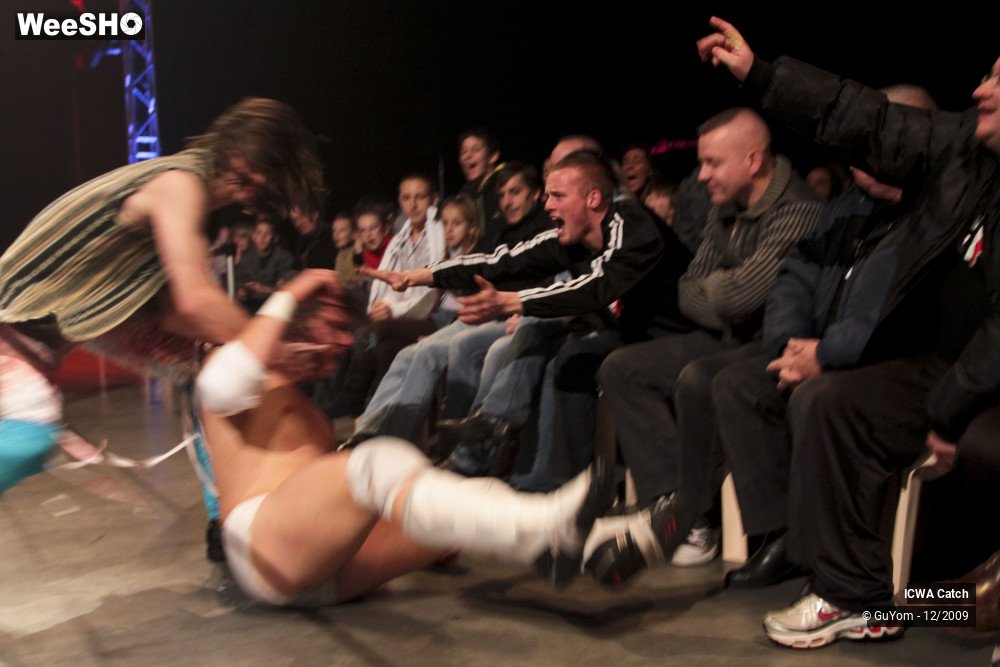 19/43 photos du spectacle ICWA Catch Ambiance