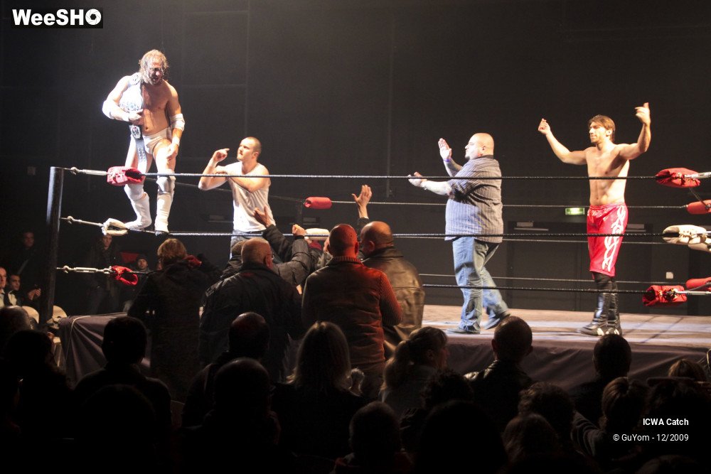 34/43 photos du spectacle ICWA Catch Ambiance