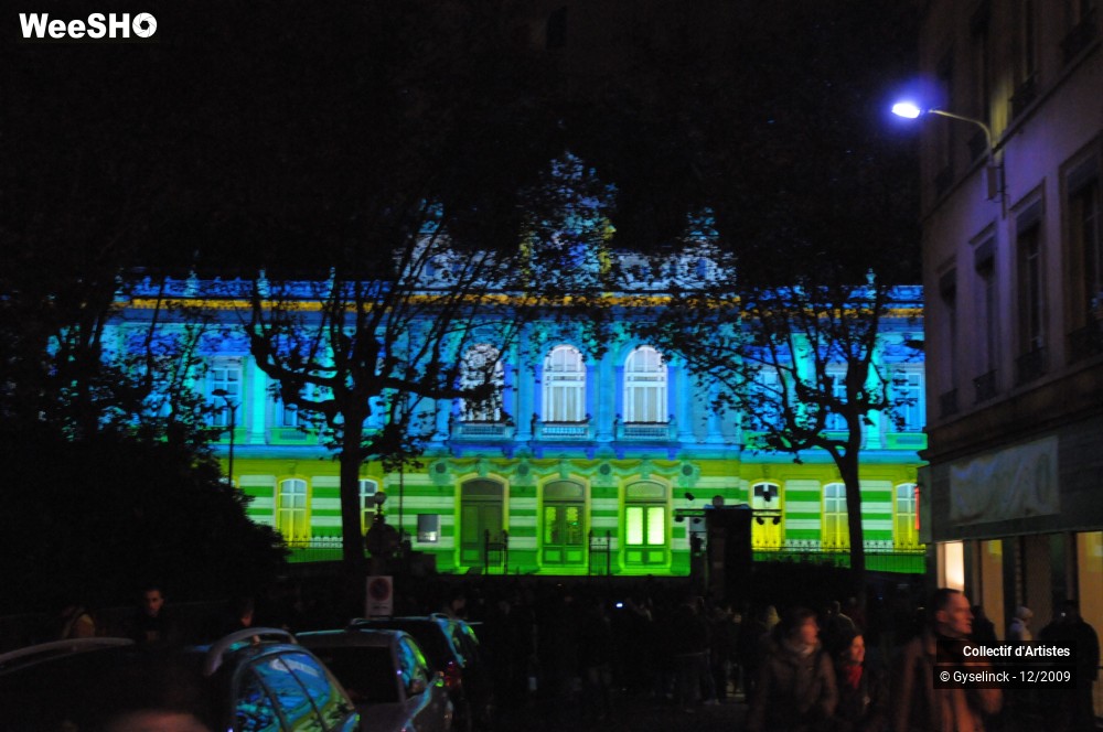 10/32 photos du spectacle Fête des Lumières 1