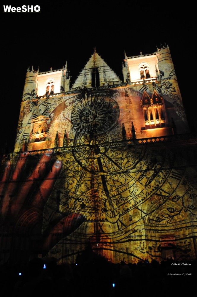 6/36 photos du spectacle Fête des Lumières 2