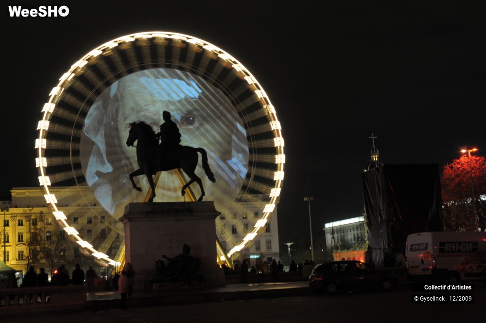 17/36 photos du spectacle Fête des Lumières 2