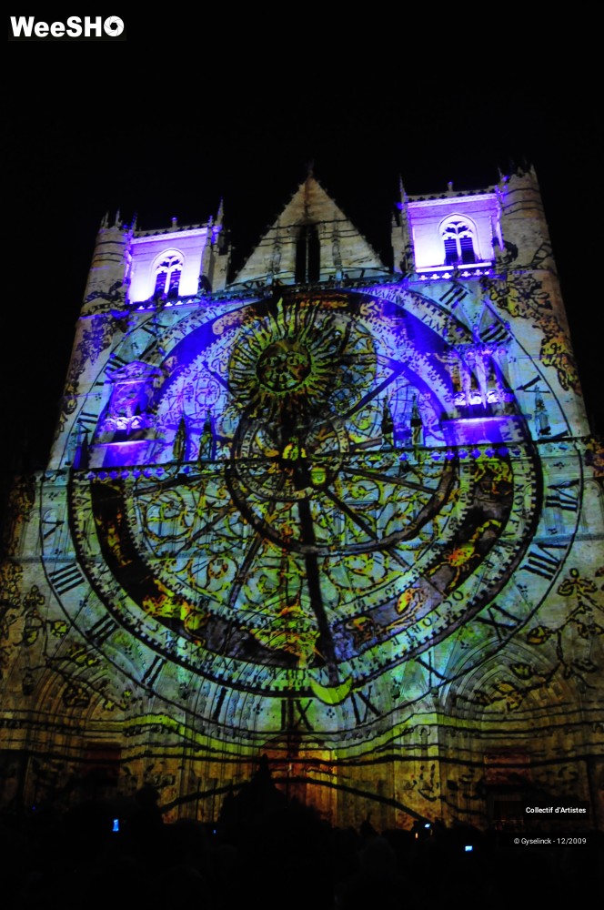 20/36 photos du spectacle Fête des Lumières 2