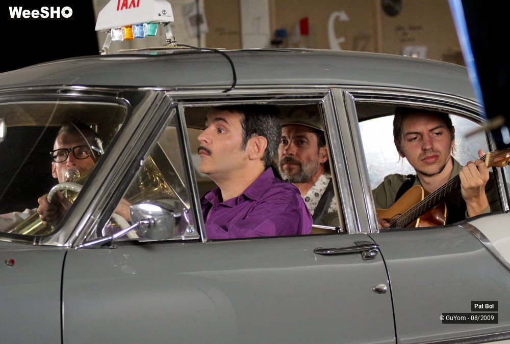 13/28 photos du spectacle Pat Bol Le Clip