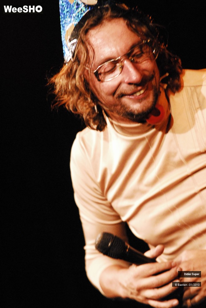 9/47 photos du spectacle Didier SUPER