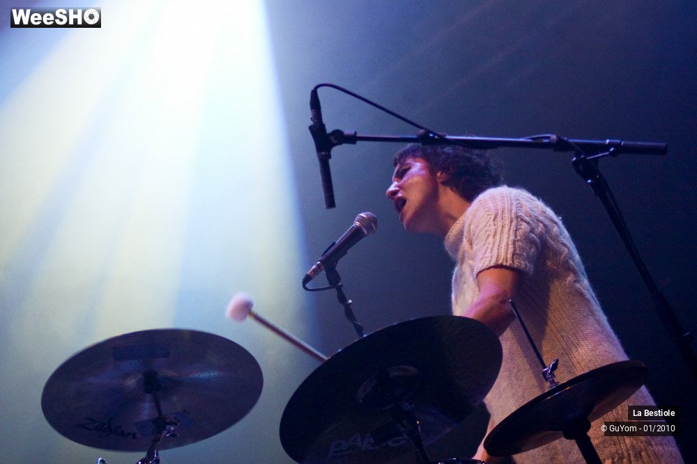 31/40 photos du spectacle La Bestiole