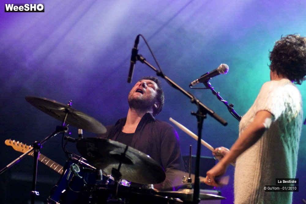 38/40 photos du spectacle La Bestiole