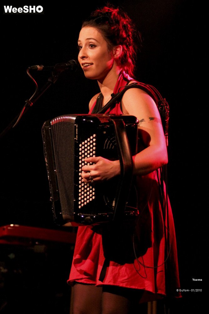 5/35 photos du spectacle Yoanna