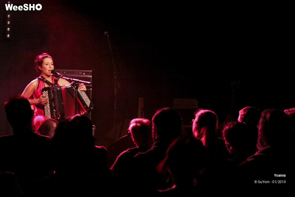 33/35 photos du spectacle Yoanna