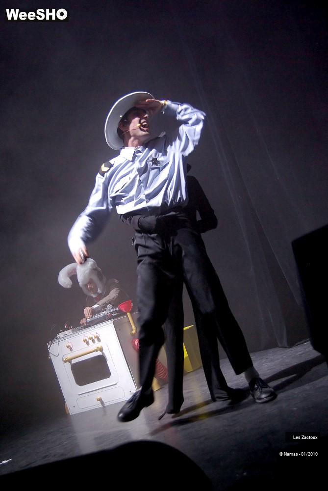 5/32 photos du spectacle Les Zactoux