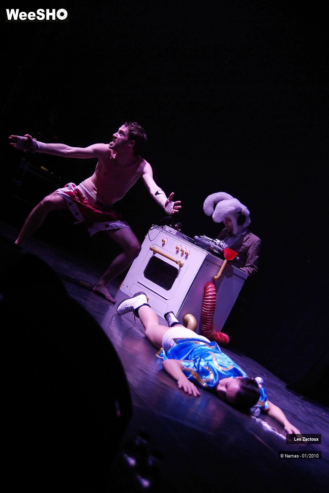 15/32 photos du spectacle Les Zactoux