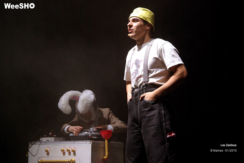 21/32 photos du spectacle Les Zactoux