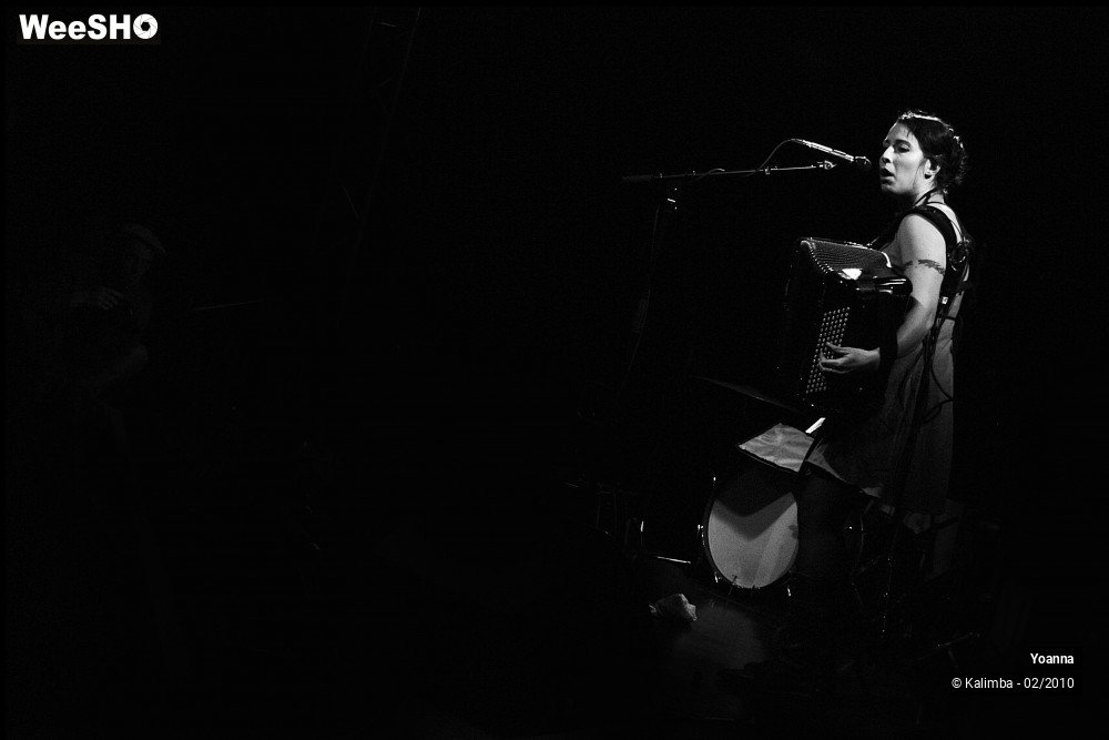 44/45 photos du spectacle Yoanna