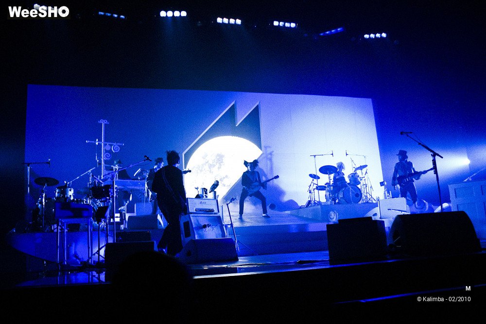 27/33 photos du spectacle M