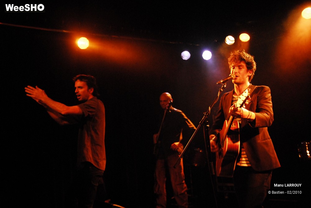 27/41 photos du spectacle Manu LARROUY