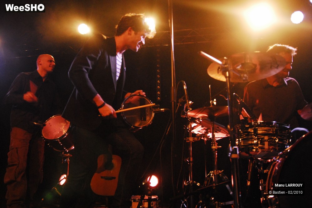 30/41 photos du spectacle Manu LARROUY