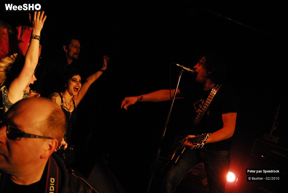 22/26 photos du spectacle Peter Pan Speedrock