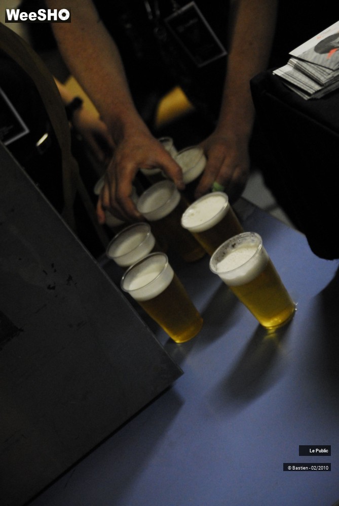 6/18 photos du spectacle Ambiance Soirée Punk