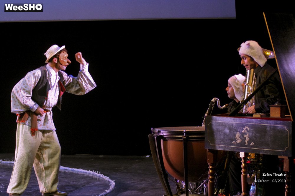 46/50 photos du spectacle Candide (première)