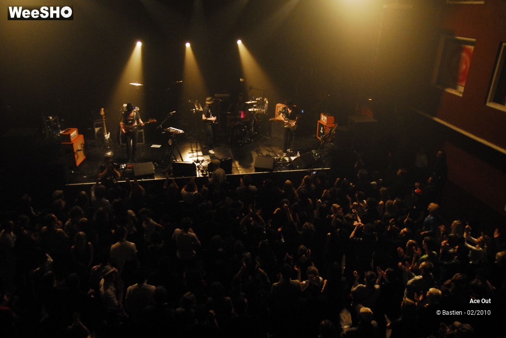 25/39 photos du spectacle Ace Out