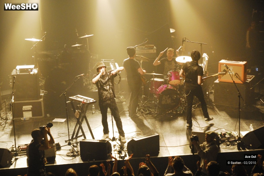 26/39 photos du spectacle Ace Out