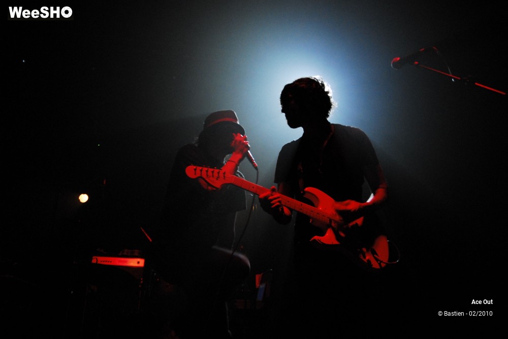 29/39 photos du spectacle Ace Out