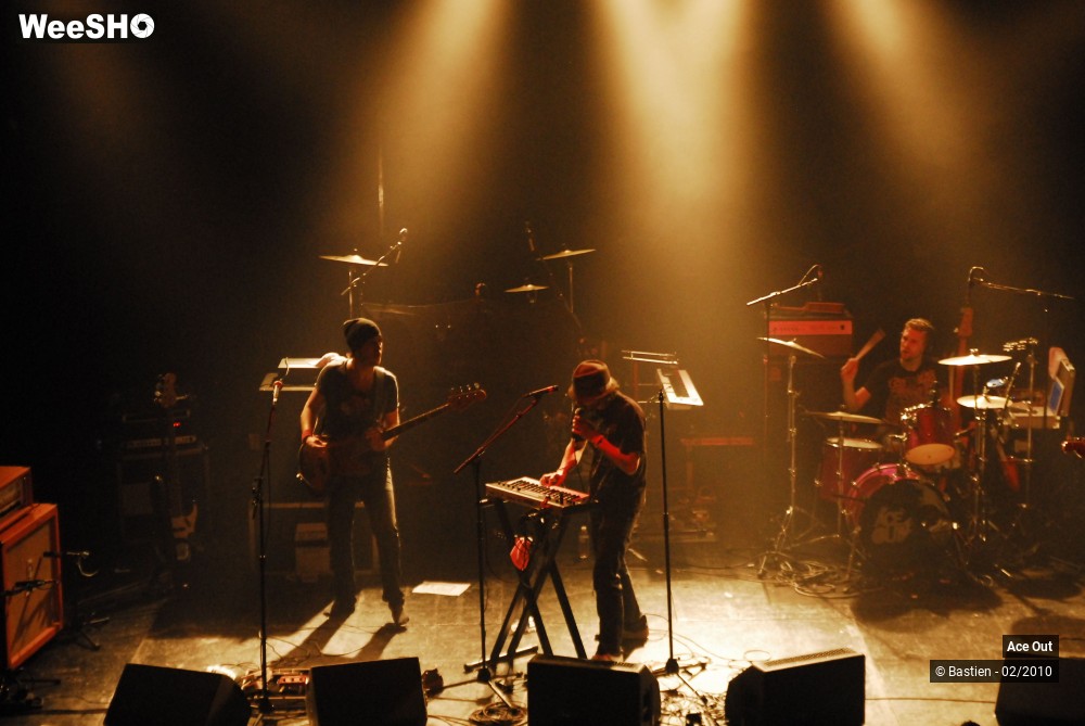 34/39 photos du spectacle Ace Out