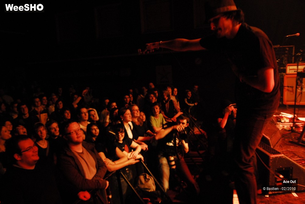 36/39 photos du spectacle Ace Out