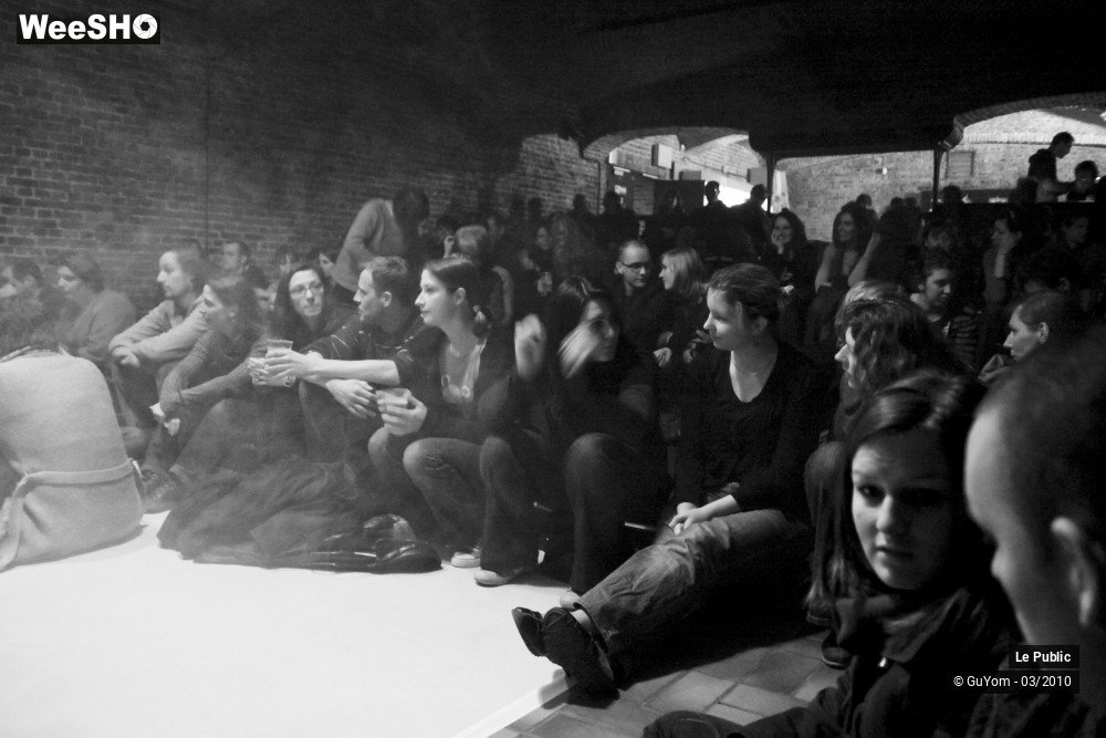 17/27 photos du spectacle Le Poche Ambiance